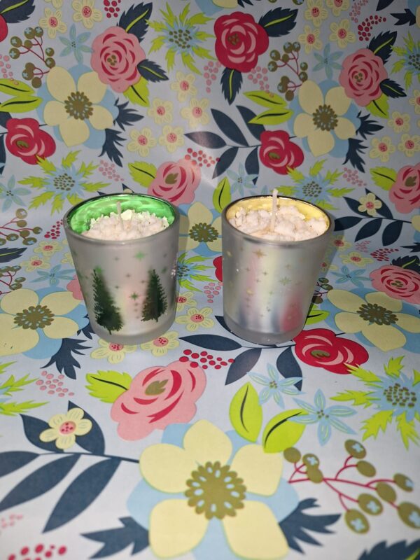 Vela en maceta de navidad